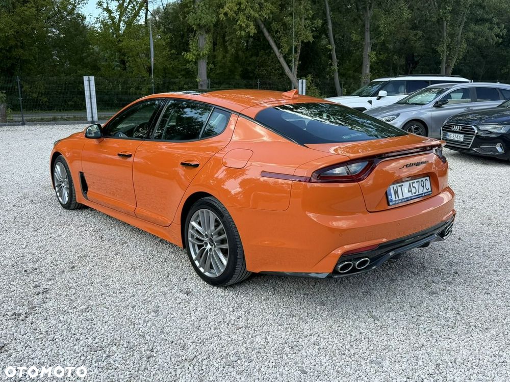 Kia Stinger - 3