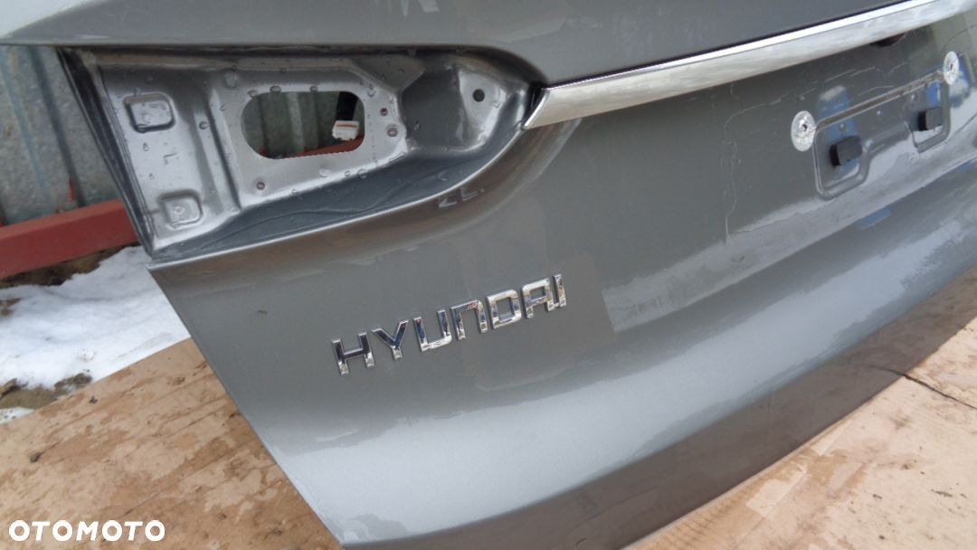 KLAPA BAGAŻNIKA TYŁ KAMERA HYUNDAI SANTA FE IV W2P  18- - 5