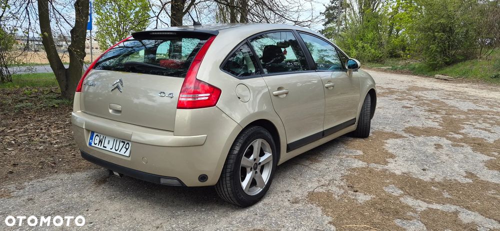 Citroën C4 1.6 16V Style - 7