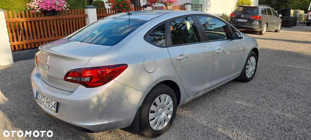 Opel Astra - 5