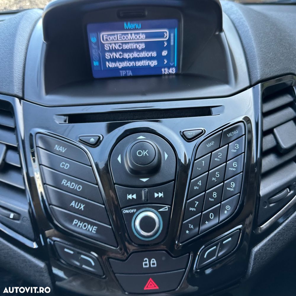 Ford Fiesta 1.0 EcoBoost Powershift Titanium - 21