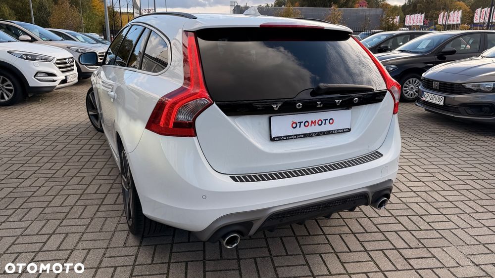 Volvo V60 D4 Drive-E R-Design Summum - 28