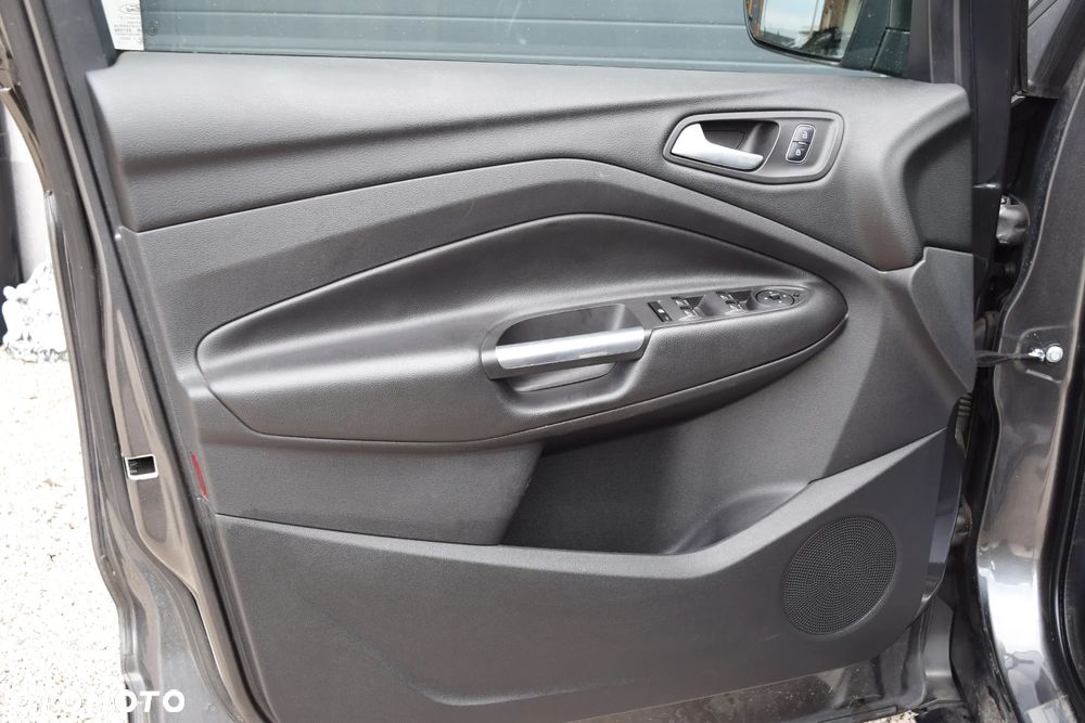 Ford Kuga 2.0 TDCi AWD ST-Line - 19