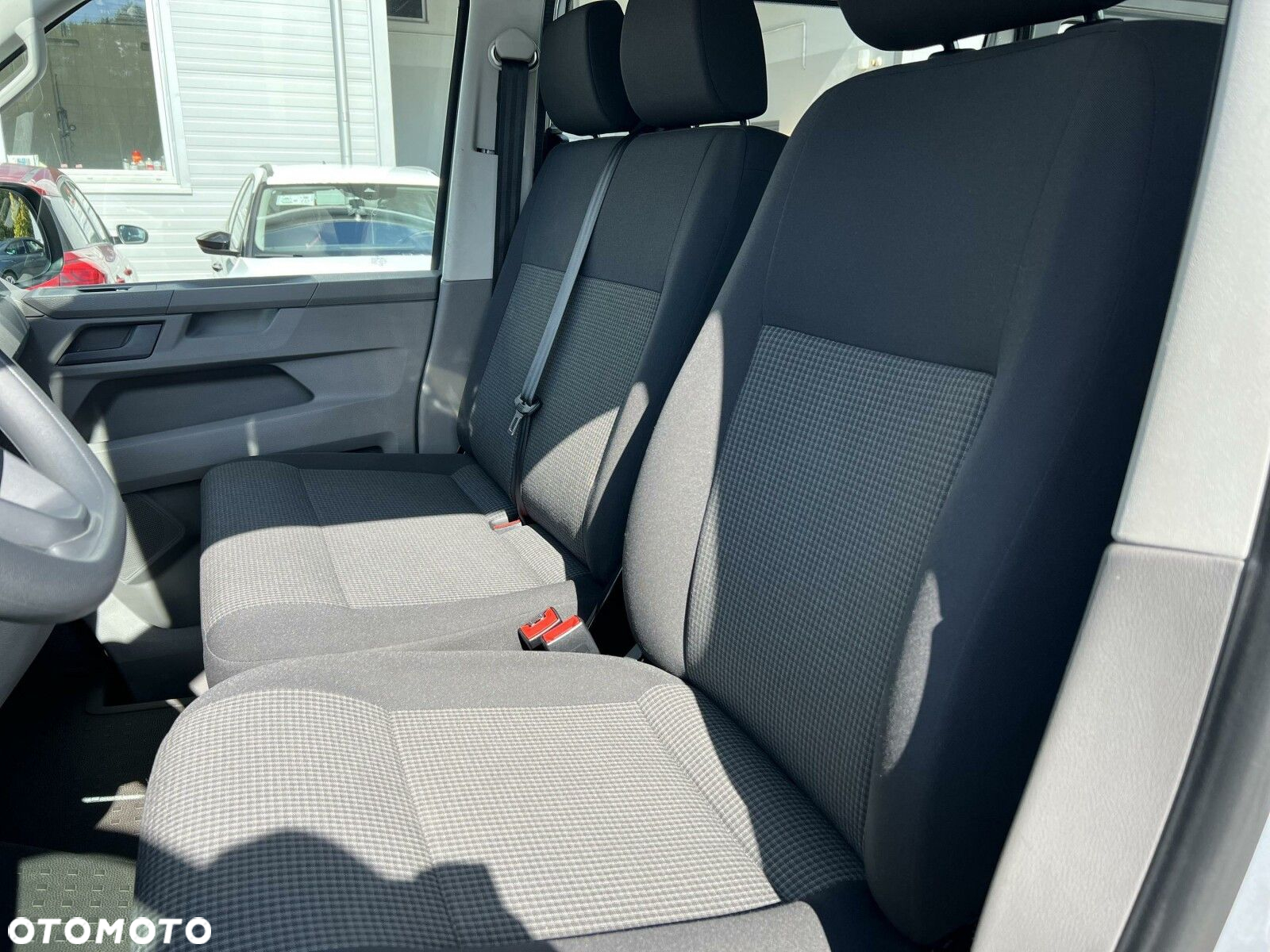 Volkswagen Transporter - 16