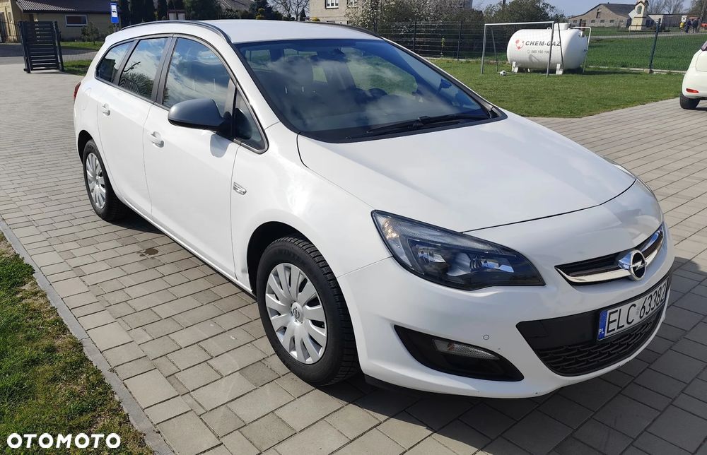 Opel Astra 1.6 CDTI Enjoy - 1