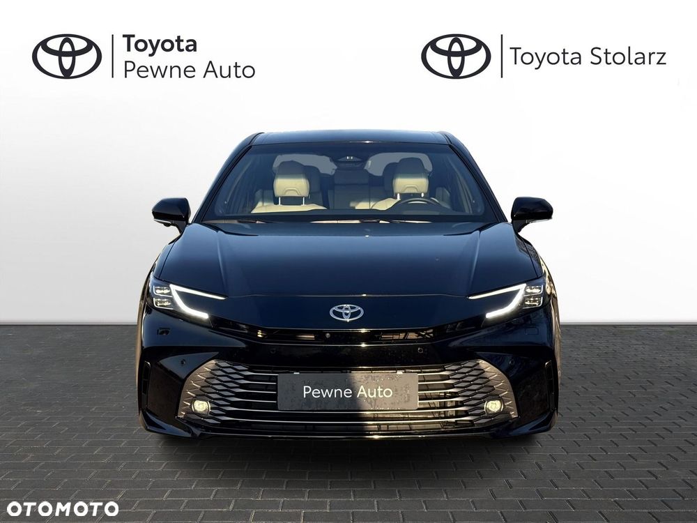 Toyota Camry - 8