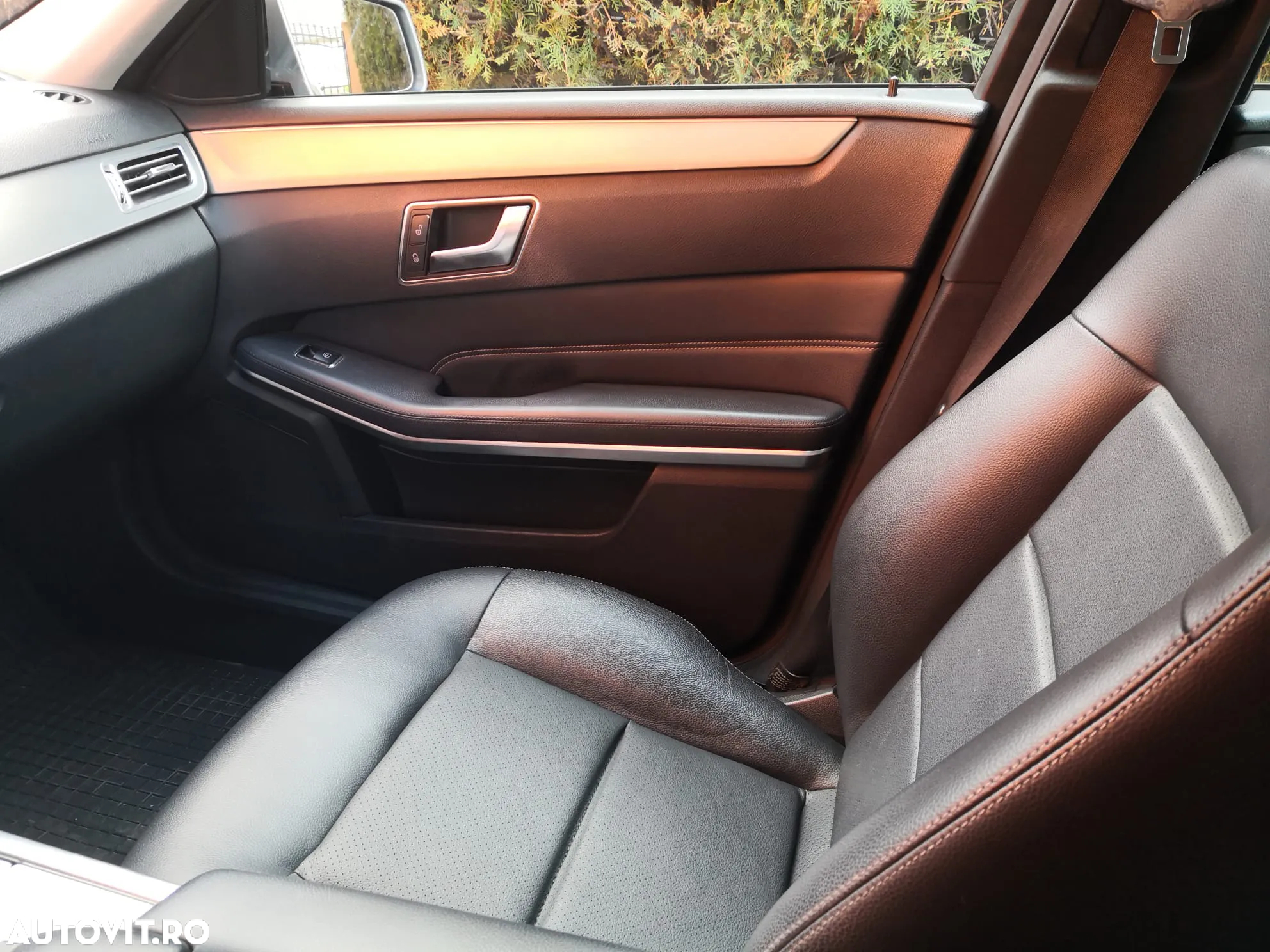 Mercedes-Benz E 200 CDI BlueEfficiency Aut. - 12