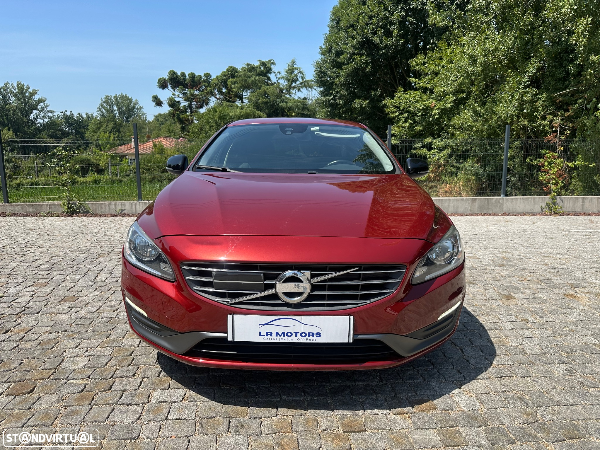 Volvo V60 1.6 D2 Drive Summum Start/Stop - 2