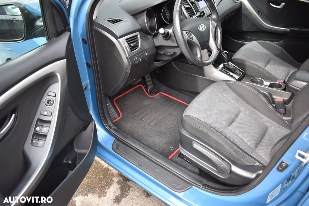 Hyundai i30 1.6 Automatik Style - 13