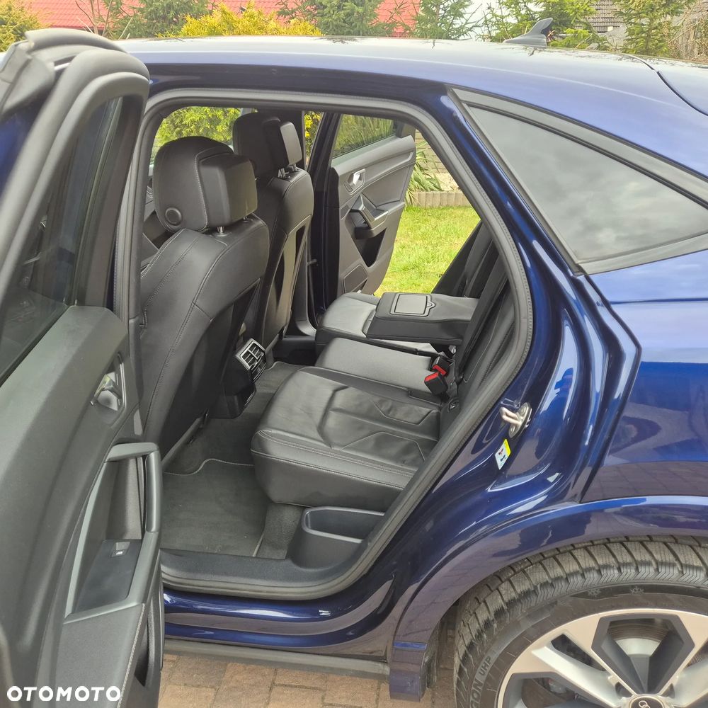 Audi Q3 Sportback 35 TDI S tronic S line - 24