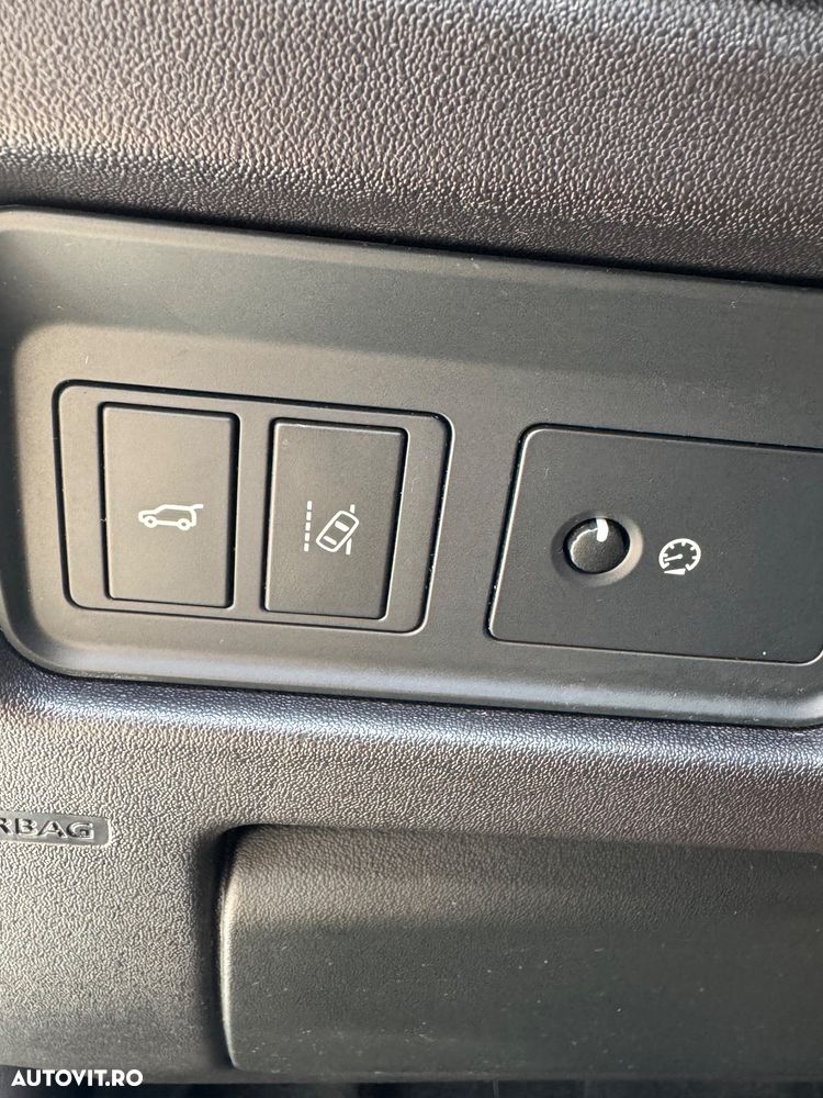 Land Rover Discovery Sport 2.0 D150 MHEV SE - 28