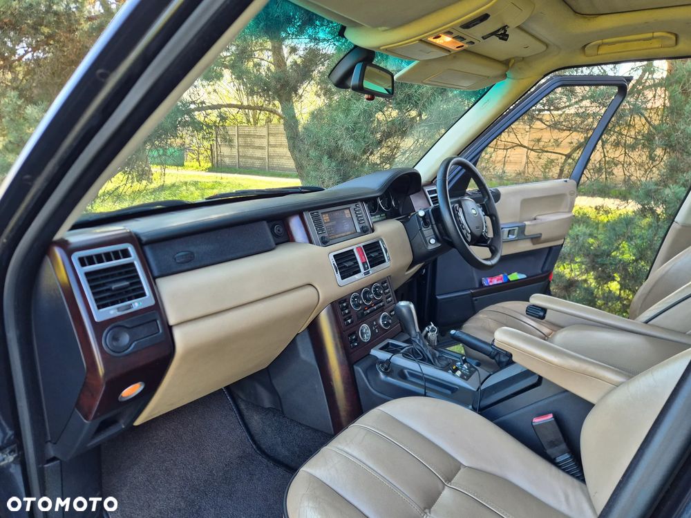 Land Rover Range Rover TD6 Vogue - 24