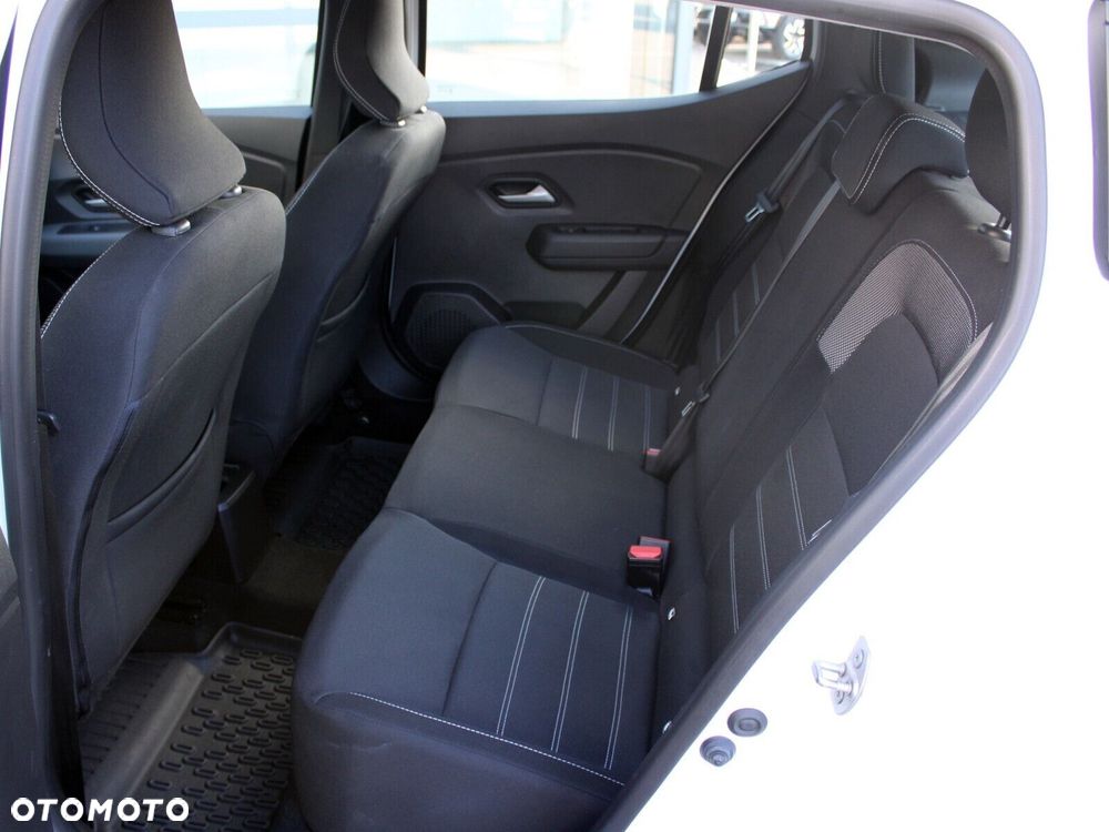 Dacia Sandero - 12