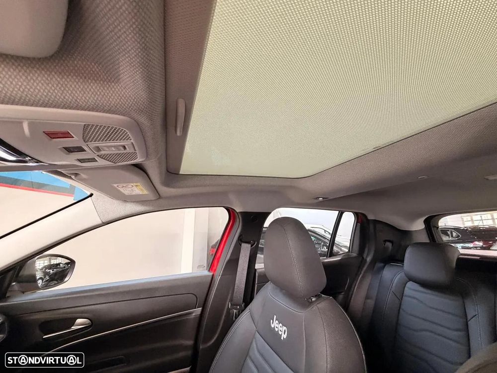 Jeep Avenger 1.2 GSE T3 Altitude - 14