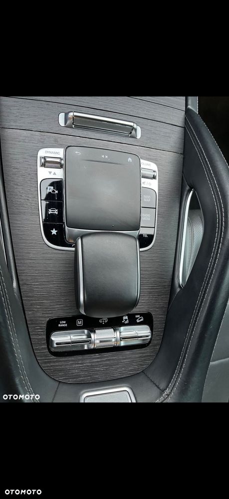 Mercedes-Benz GLS - 29