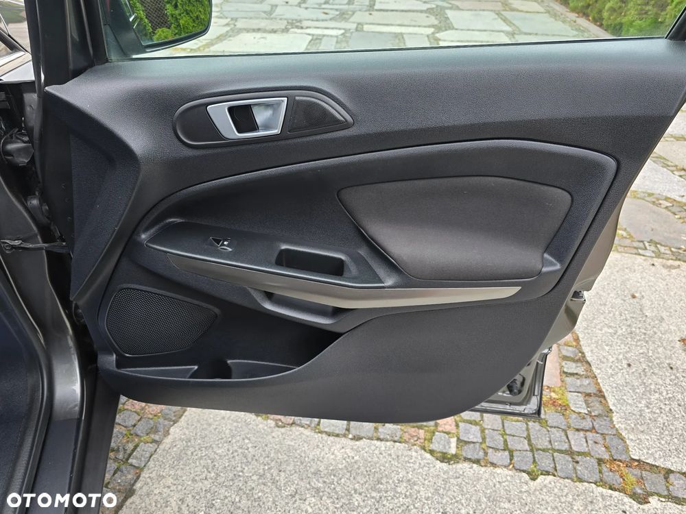 Ford EcoSport 1.0 EcoBoost TITANIUM - 29