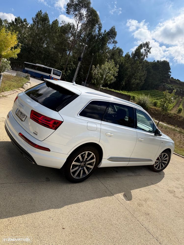 Audi Q7 3.0 TDI quattro S-line Tiptronic - 3