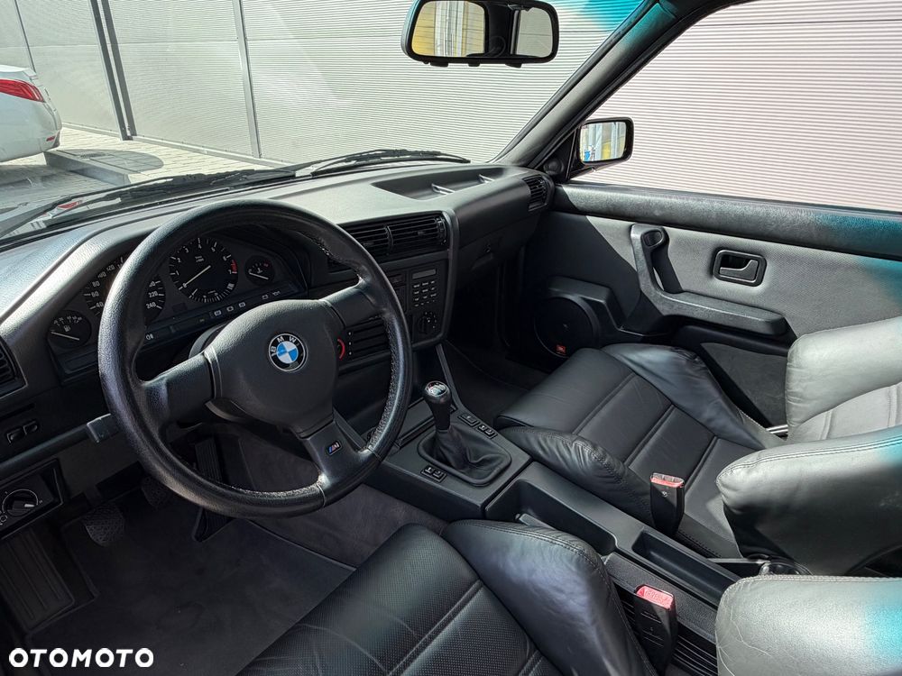 BMW Seria 3 325i - 9
