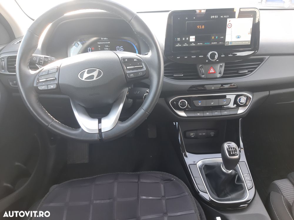 Hyundai i30 1.5 96CP M/T Comfort - 6