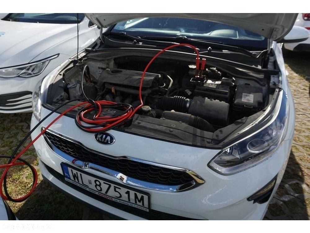 Kia Ceed - 13