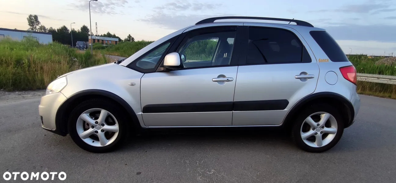 Suzuki SX4 1.6 GS / Premium - 7