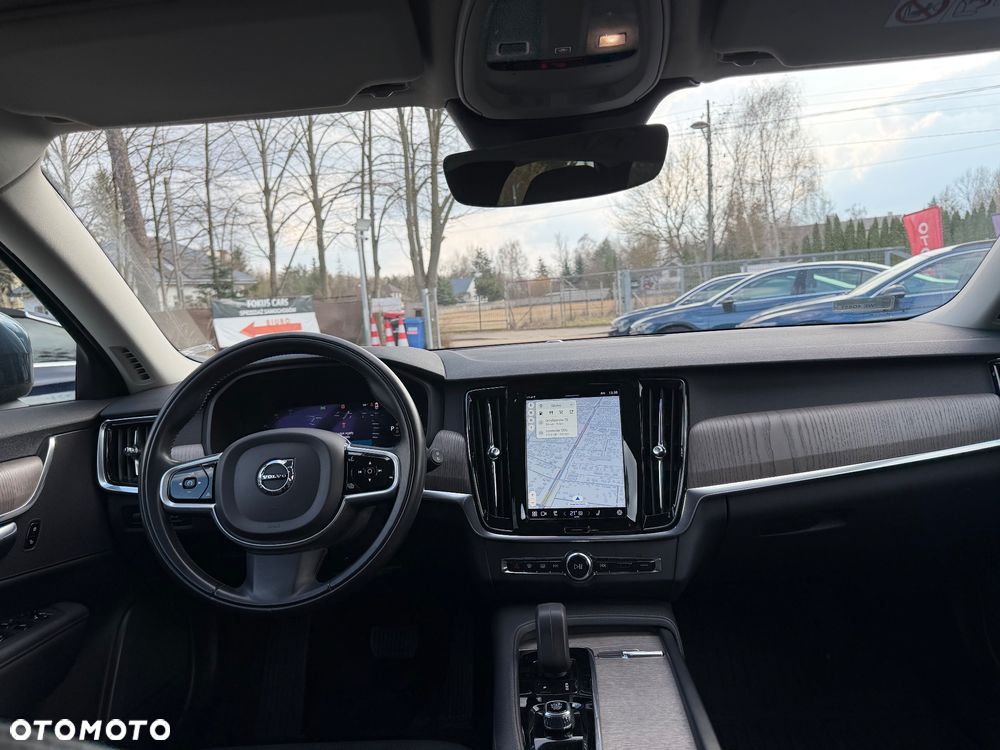 Volvo V90 Cross Country D5 AWD Pro - 37