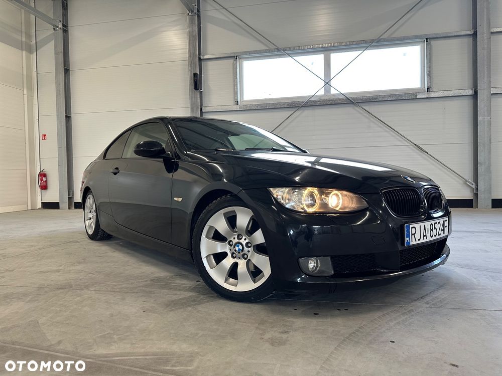 BMW Seria 3 320d DPF - 1