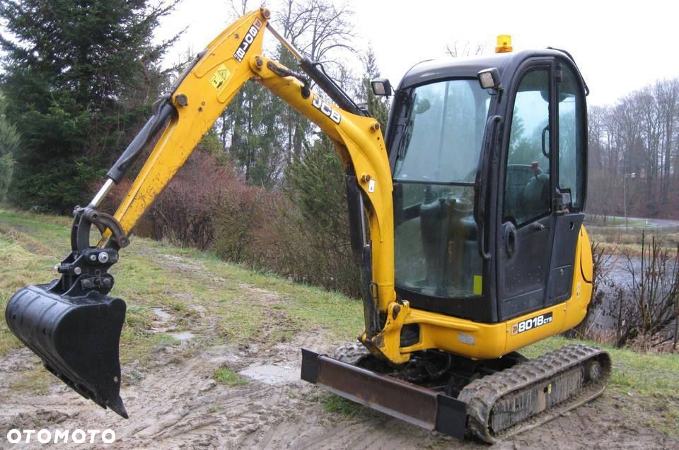 JCB 8018 - 6