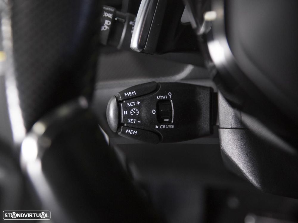 Peugeot 2008 1.5 BlueHDi GT EAT8 - 20