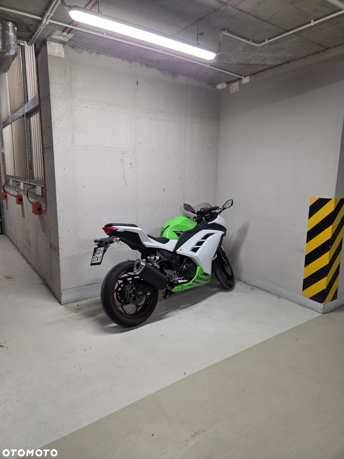 Kawasaki Ninja 300 ABS - 10