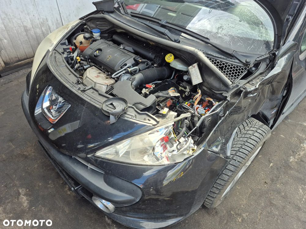 Silnik 1.6 VTI 5FW 120KM Citroen C3 C4 Peugeot 207 308 Kompletny - 2