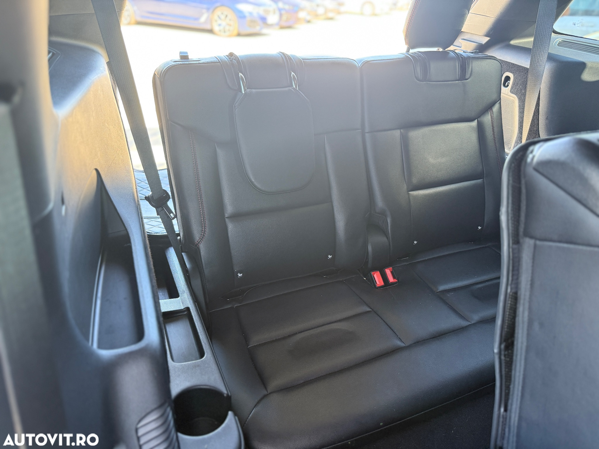 Ford Explorer 3.0 PHEV ST-Line - 31