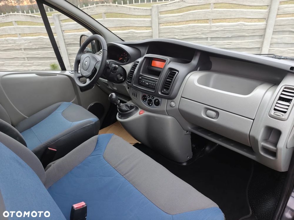 Renault Trafic - 13