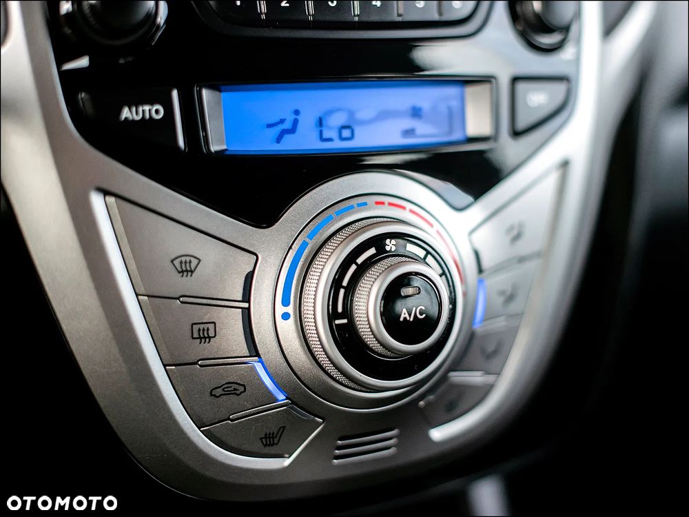 Hyundai ix20 - 24