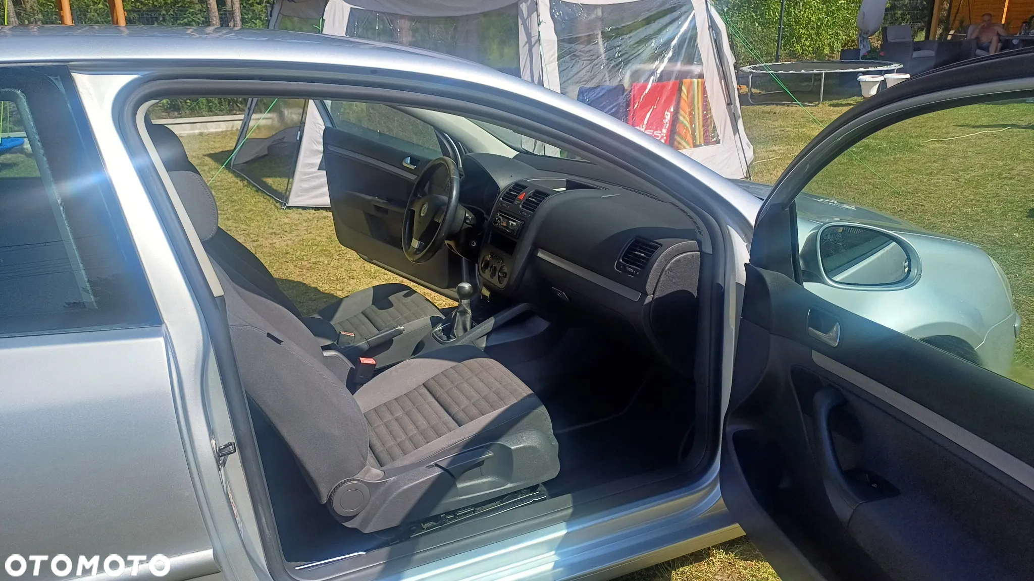Volkswagen Golf - 17