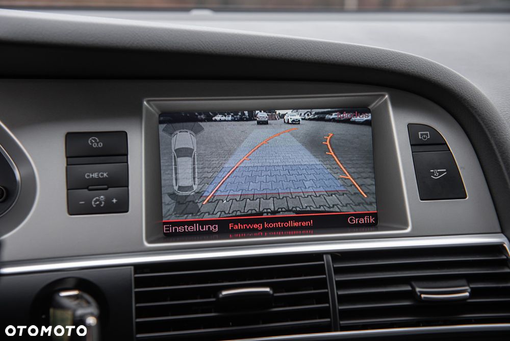 Audi S6 Avant Standard - 25