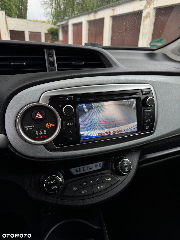 Toyota Yaris - 8