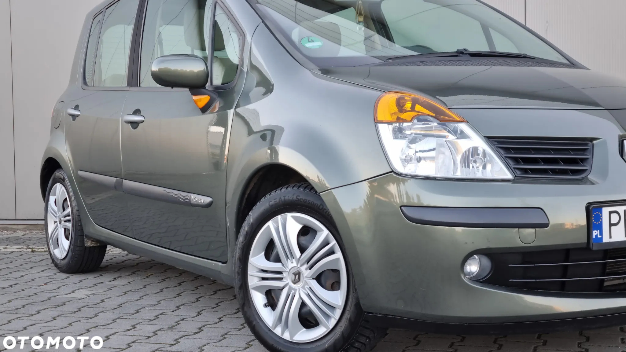 Renault Modus - 24