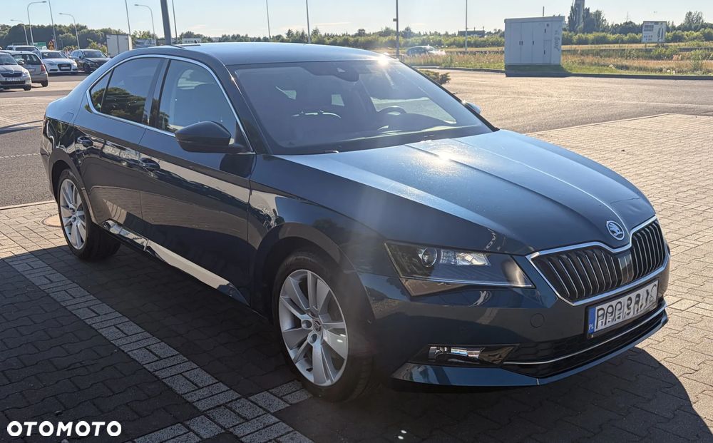 Skoda Superb 2.0 TDI L&K DSG - 5