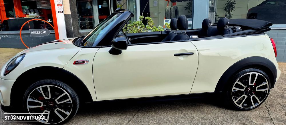 MINI Cabrio One JCW - 25