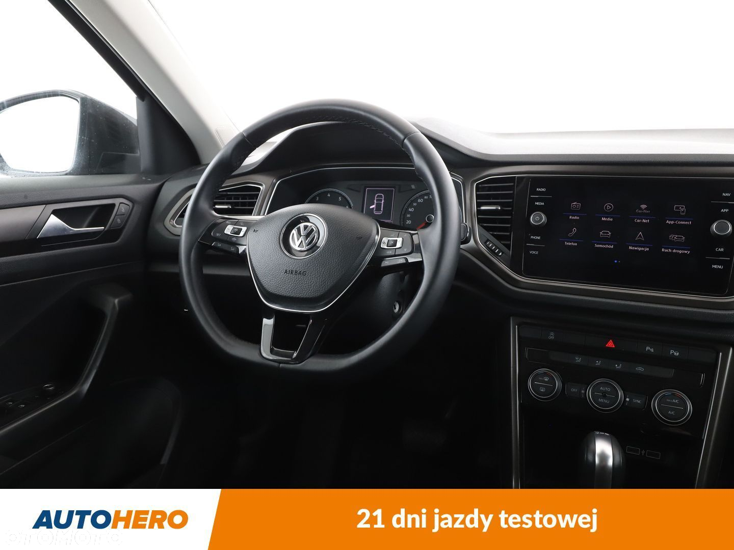 Volkswagen T-Roc - 13