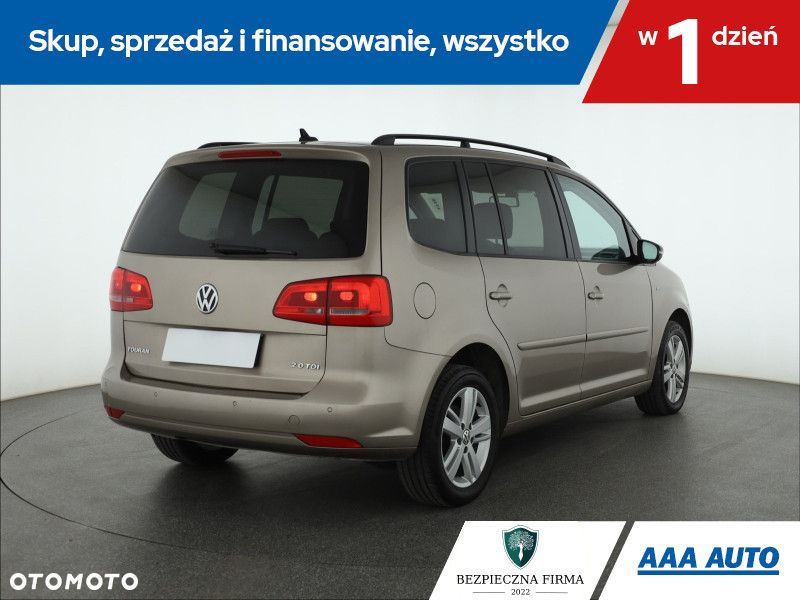 Volkswagen Touran - 6