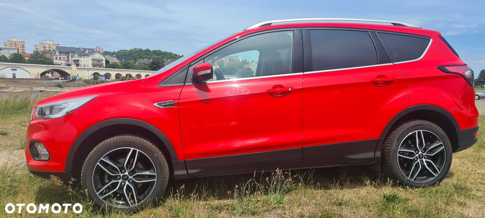 Ford Kuga - 2