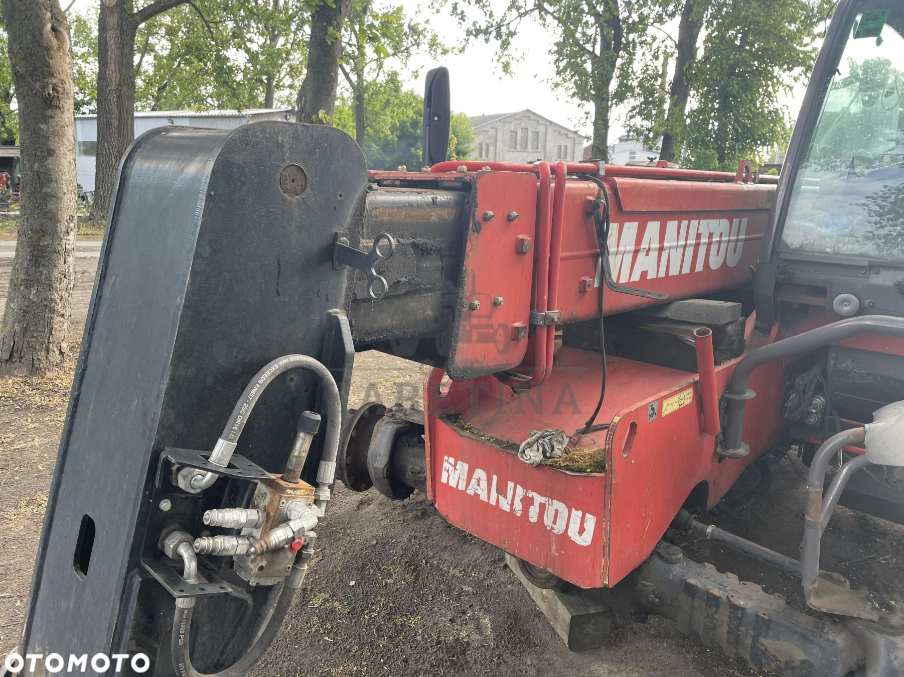 Manitou MHT 860  - maszt siłownik karetka - 3