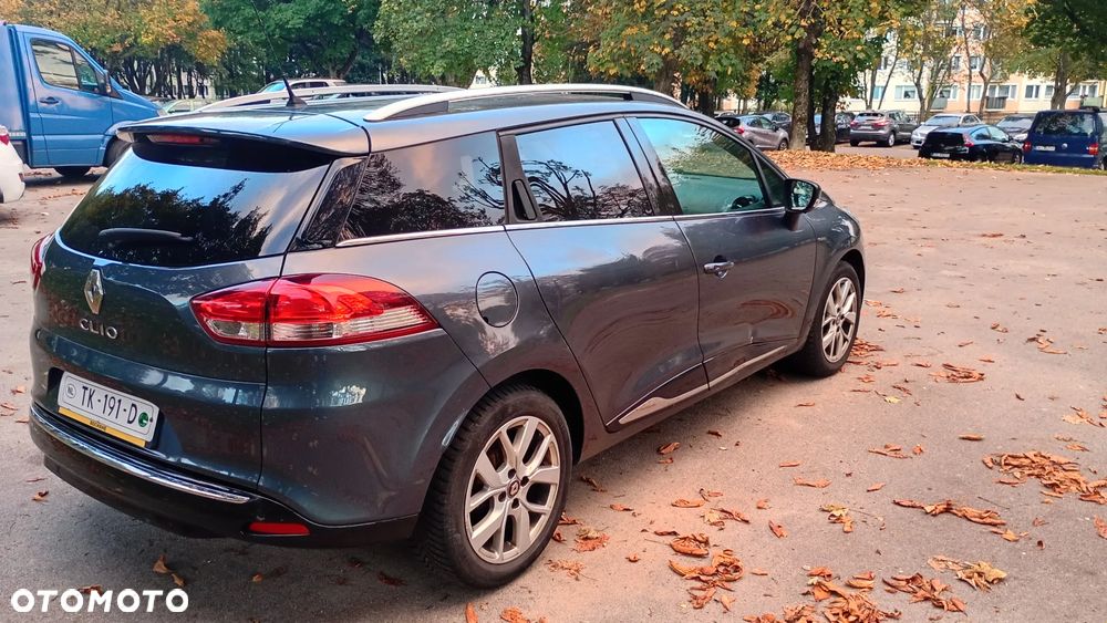 Renault Clio - 6