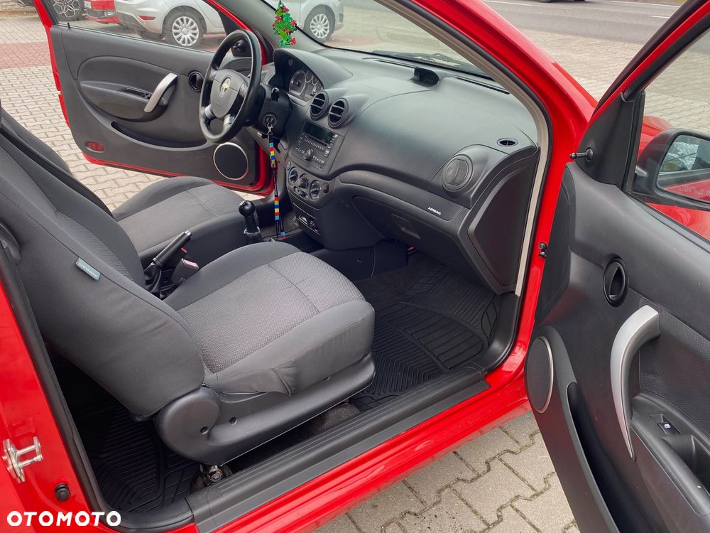 Chevrolet Aveo - 9