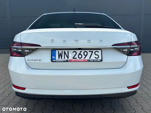Skoda Superb 2.0 TDI SCR Style DSG - 8