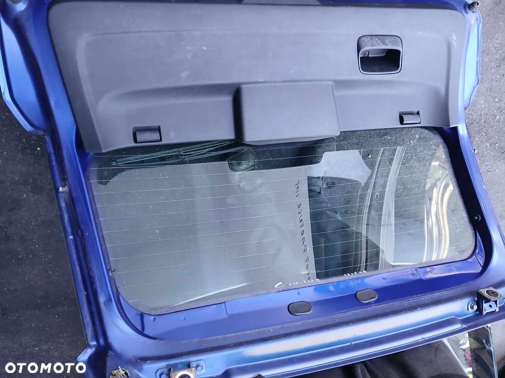 Fiat Grande Punto Klapa bagażnika - 6