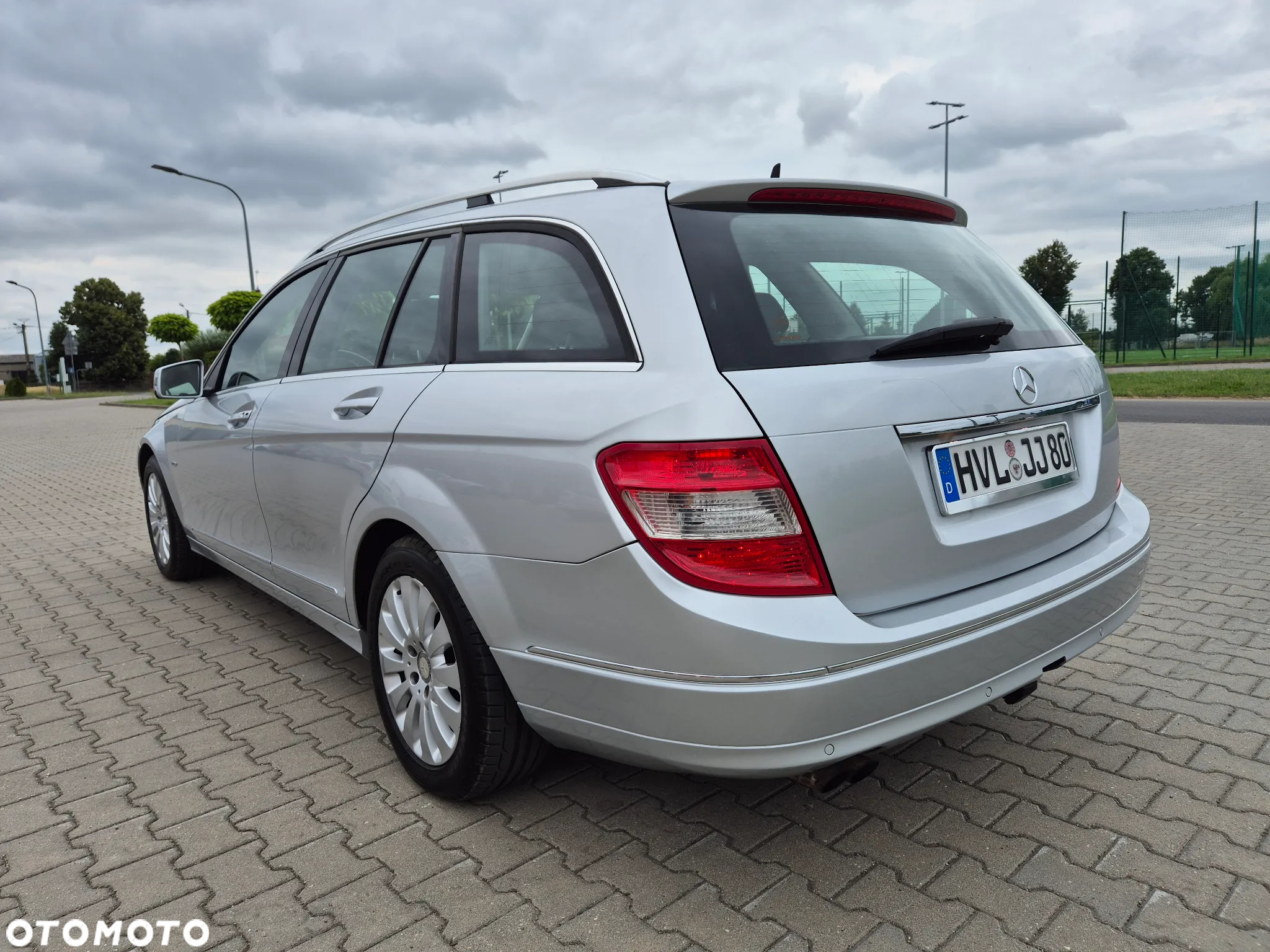 Mercedes-Benz Klasa C 180 T Kompressor Automatik BlueEFFICIENCY Special Edition - 3