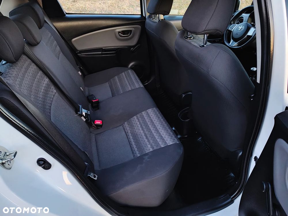 Toyota Yaris 1.33 Active EU6 - 35